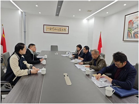 便于对照栏目动态与后续阅读