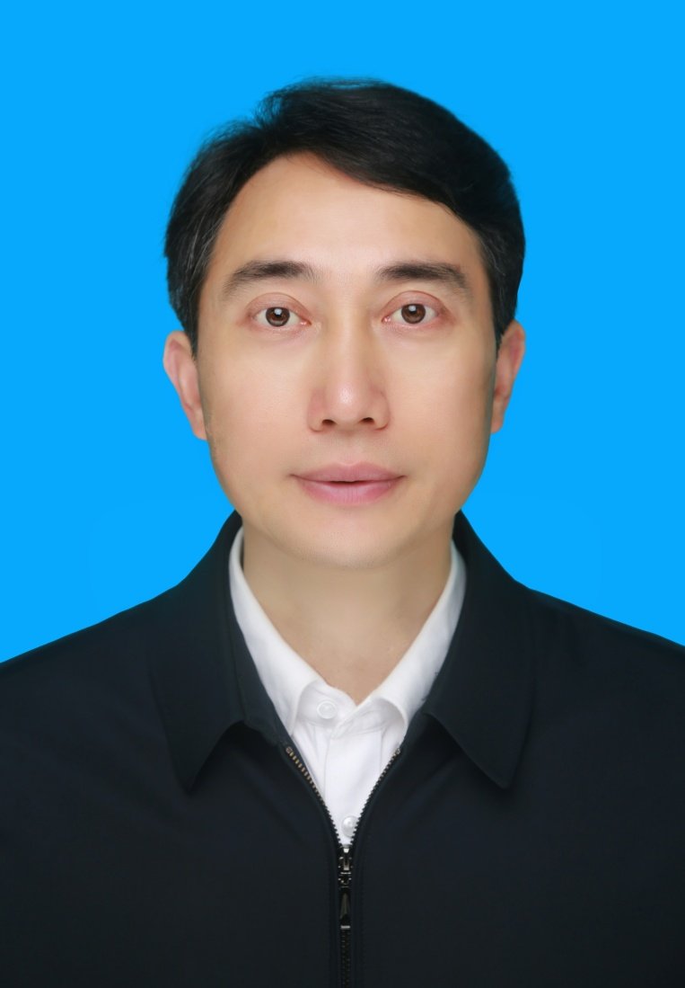 院长（党总支书记）: 曾伟